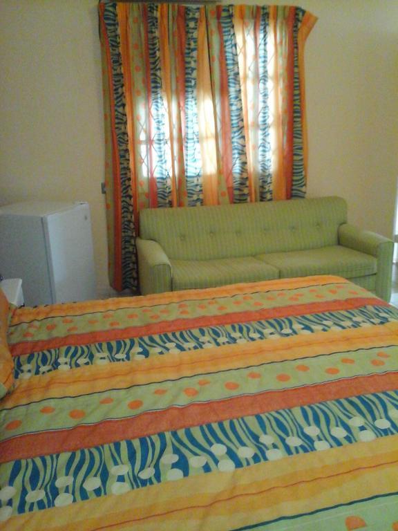 Port Of Call Hotel Black River Room photo